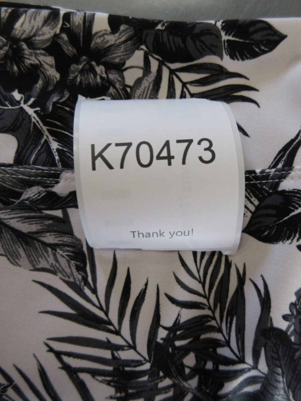 Tommy Bahama Skirt XS White Active Skort A-Line Golf Tennis Floral - Picture 9 of 9